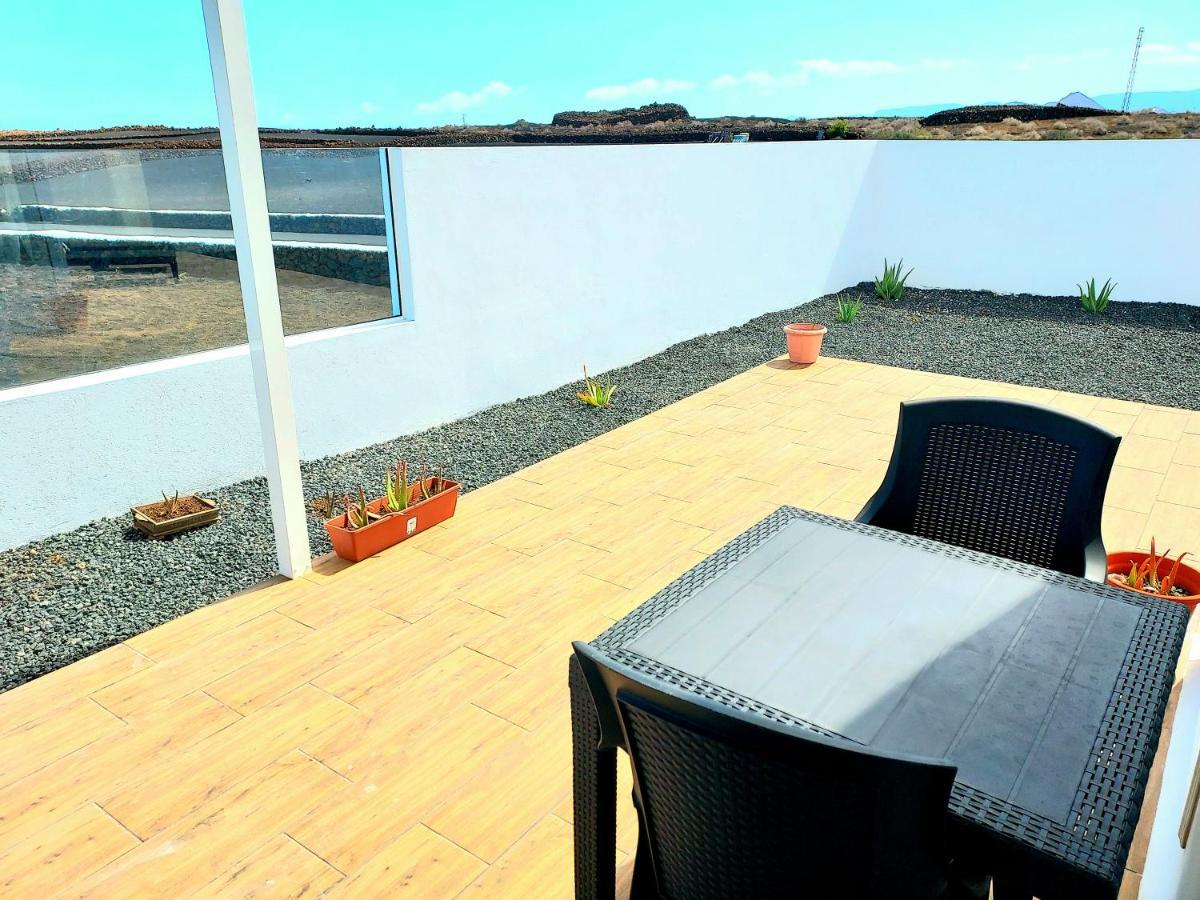 Lanzarote Ocean Loft A Tinajo Exterior photo